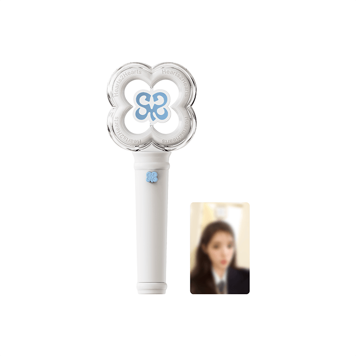 Hearts2Hearts - Official Light Stick – Kpop Planet Global Hearts2Hearts - Official Light Stick – Kpop Planet Global