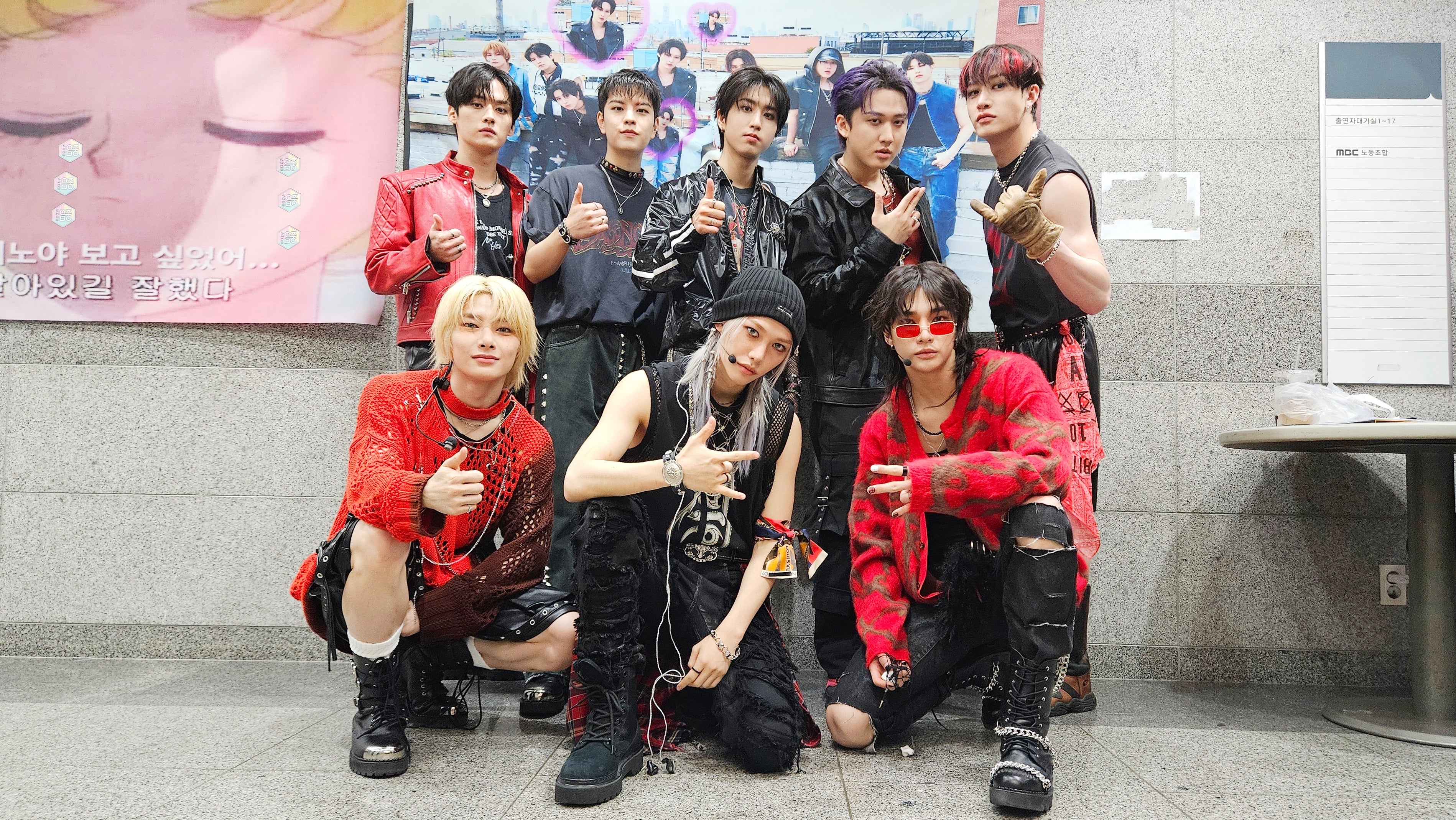  Stray Kids Unveils "2024 STAYweeK" Schedule – Kpop Planet Global Illustration 