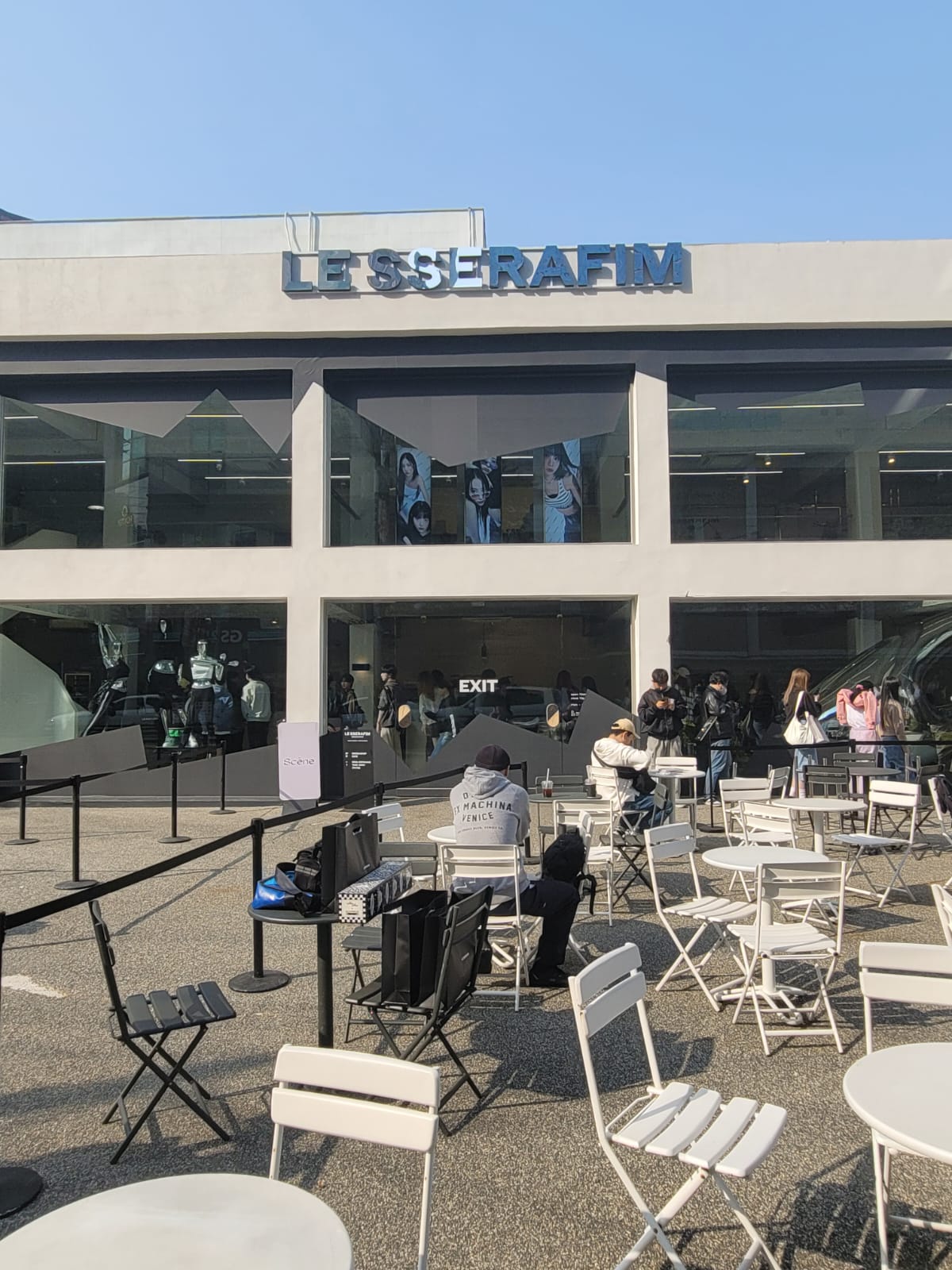 [Kpop Planet visit] Visit the LE SSERAFIM 'UNFORGIVEN' pop-up store visit 2